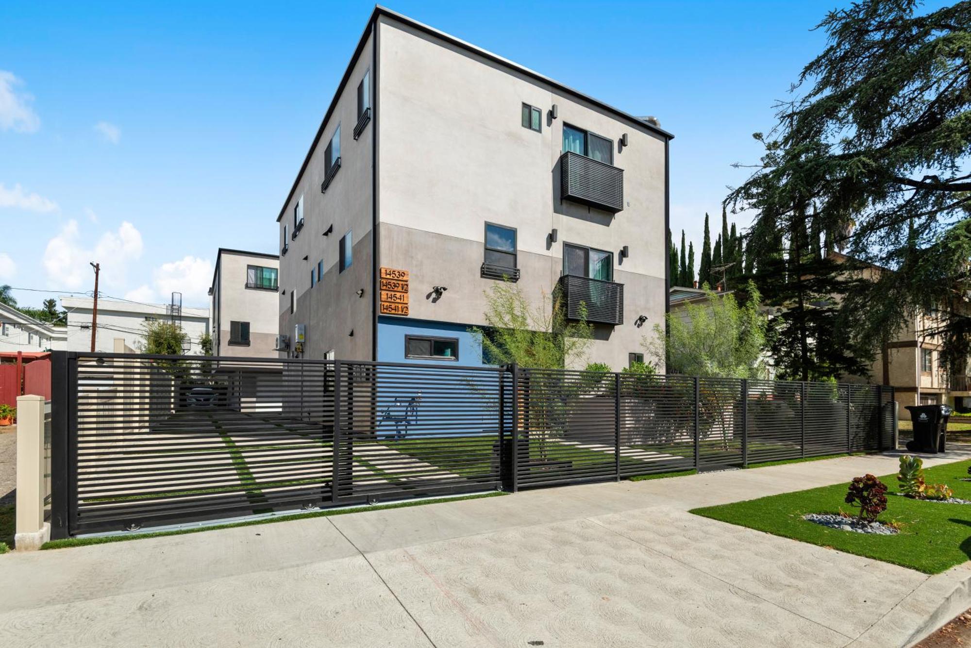 Luxurious Townhome W/3 Master Suites Gated Parking Los Ángeles Exterior foto