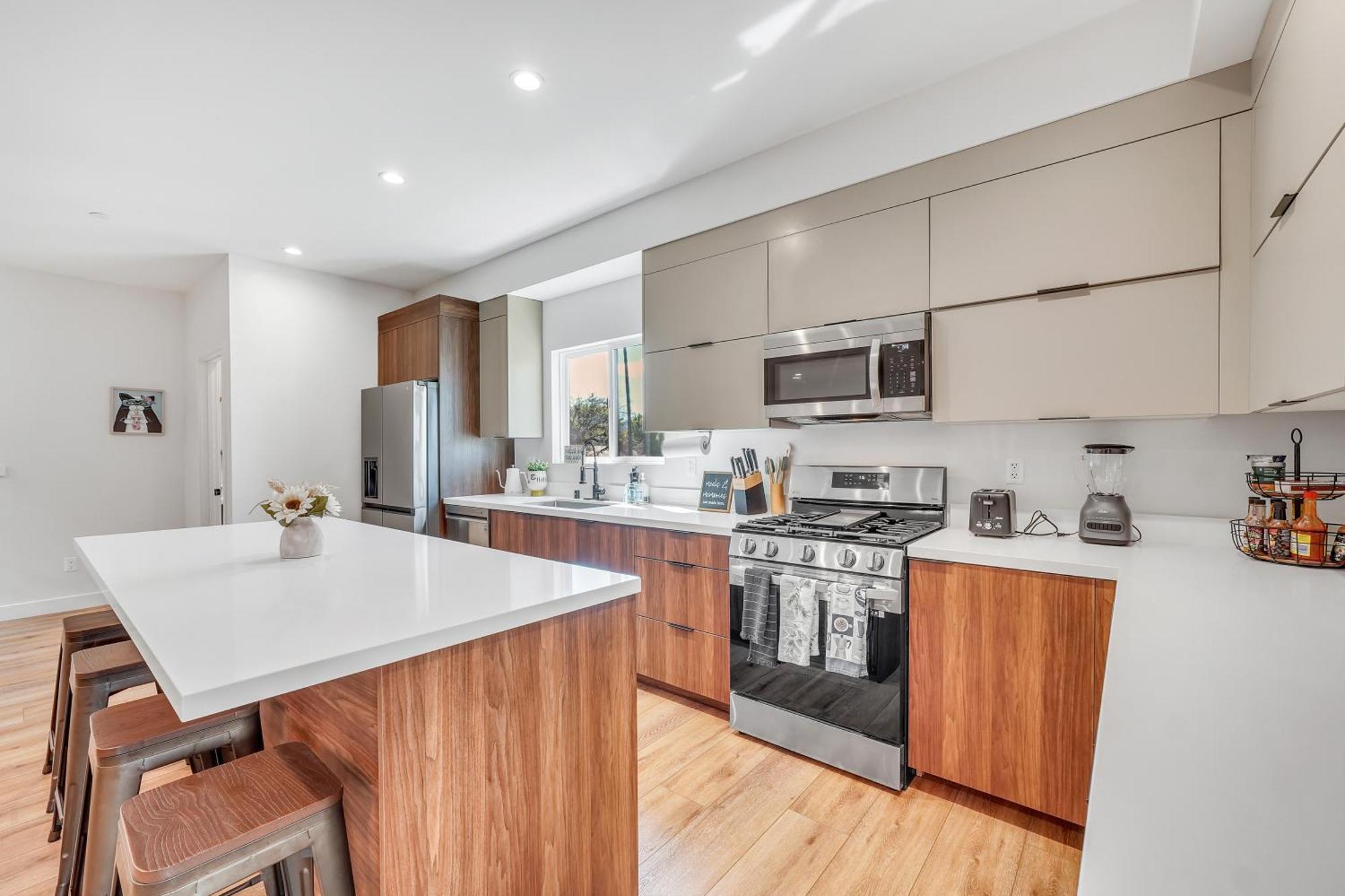 Luxurious Townhome W/3 Master Suites Gated Parking Los Ángeles Exterior foto